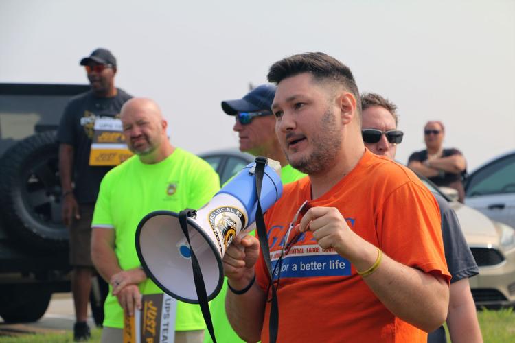 UPS Teamsters Practice Picket