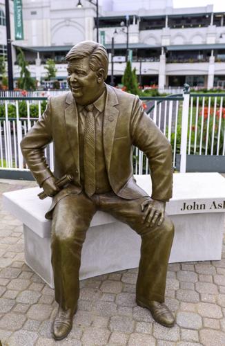ASHER-WINN STATUE_2520.jpg