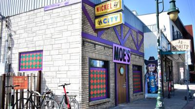 Texas bar transforms into Moe's Tavern from 'The Simpsons'