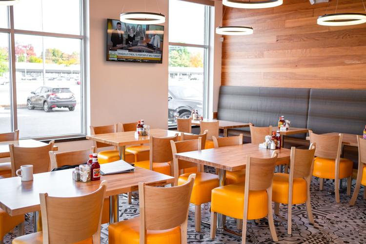 Con Huevos on Hurstbourne Parkway