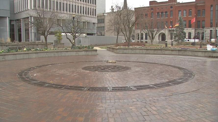 Jefferson Square Park empty