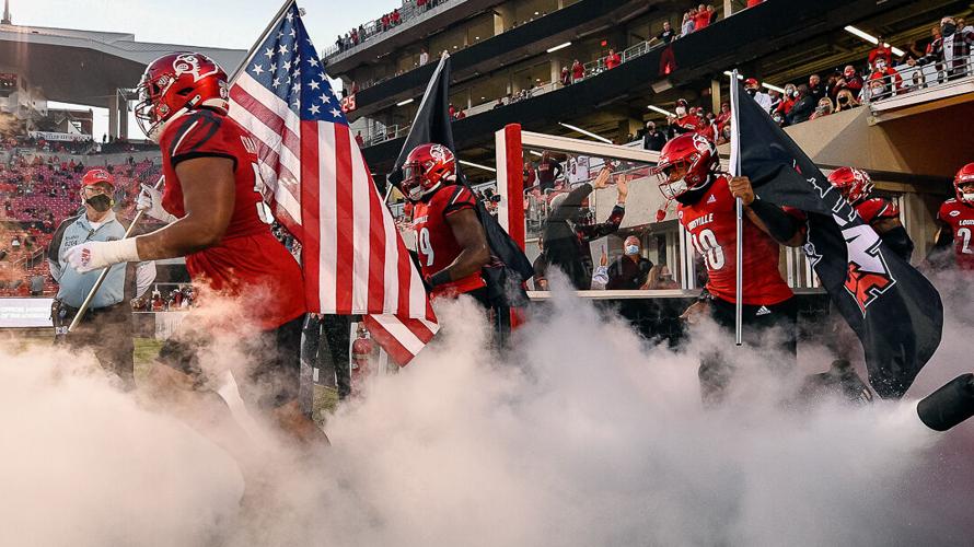 LOUMIA: Louisville takes field
