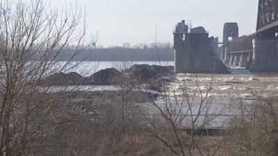 Clark Memorial Bridge reopens after being struck by boat pushing coal barges
