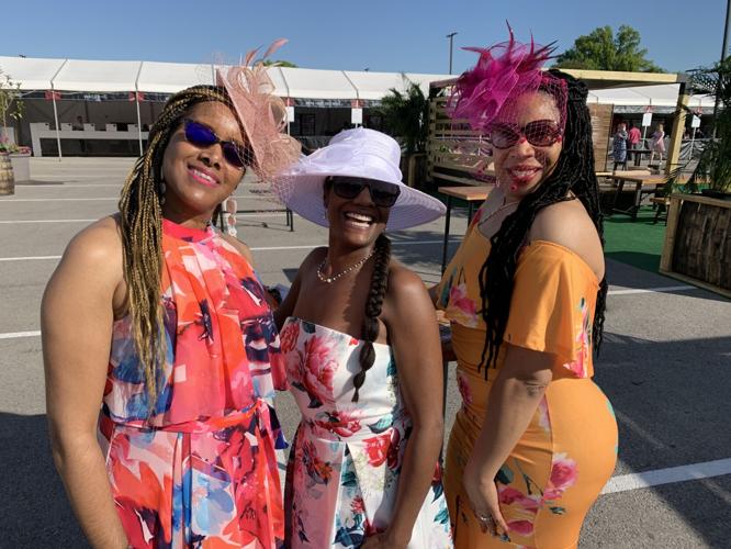 OAKS - FASHIONS 5-5-2023 1.JPG