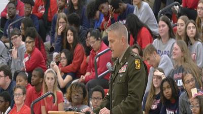 Students honor veterans