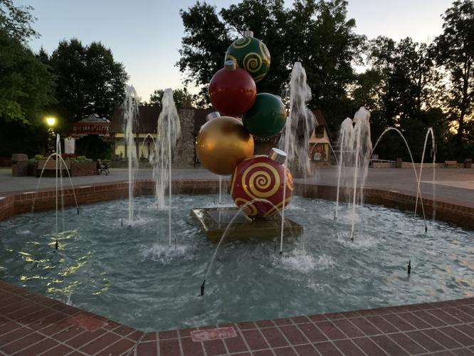 HOLIDAY WORLD REOPENING - SOCIAL DISTANCING - KEITH KAISER - 6-12-2020  (6).jpeg