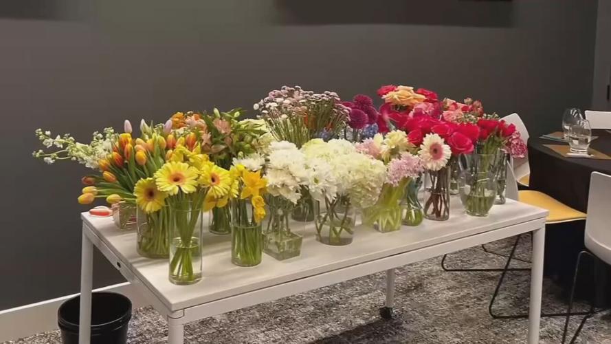 NoCo Blooms flowers in vases