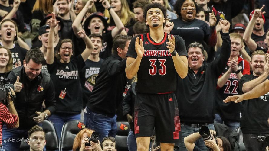 Jordan Nwora smiles