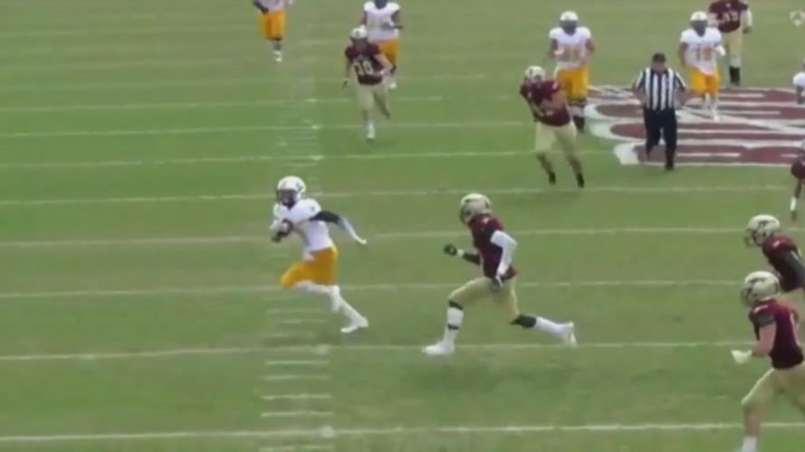 Jaylon Hibbs running on the field
