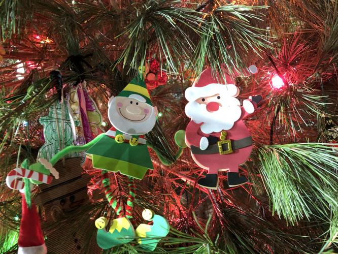 JUDE'S JINGLE TREE 2021 (6).jpg