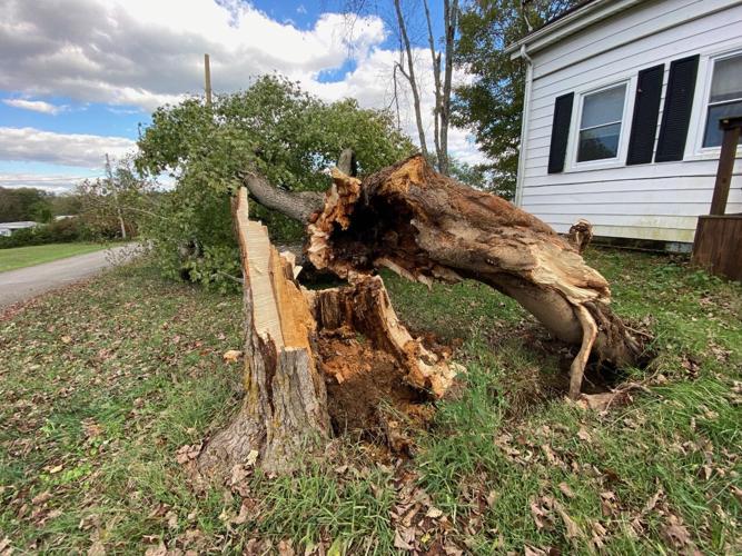 Scott County Indiana tornado damage 10-16-21.jpg