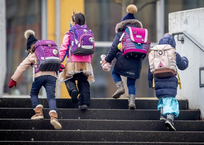 Kids go to school in Frankfurt