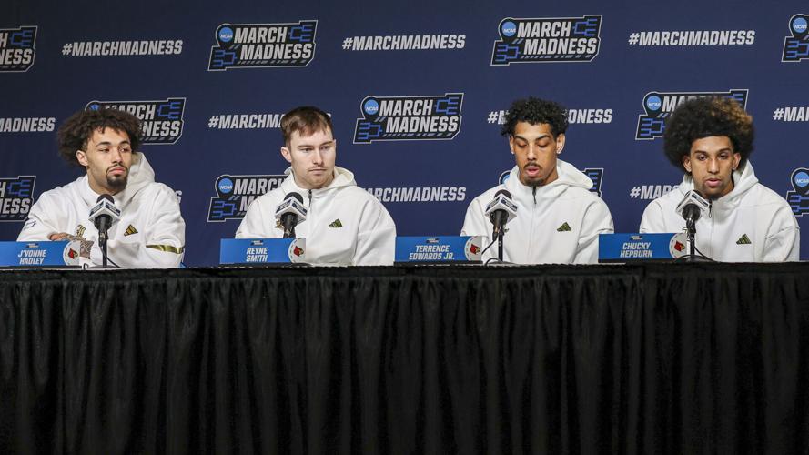 LOUISVILLE NCAA PRACTICE-30.jpg