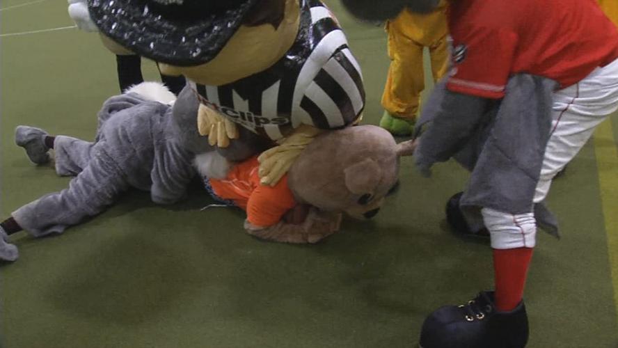 RAW MASCOT BOWL 2-1-19_frame_456129.jpg