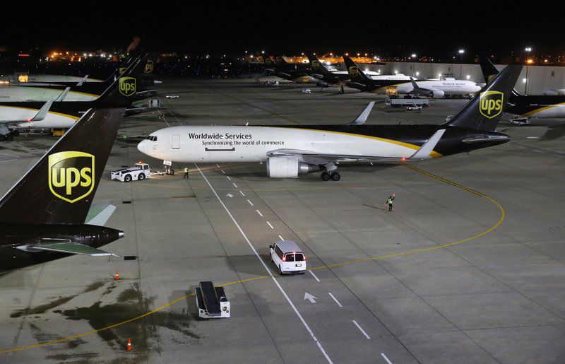 UPS touts $750 million long-term investment plan for Louisville air hub ...