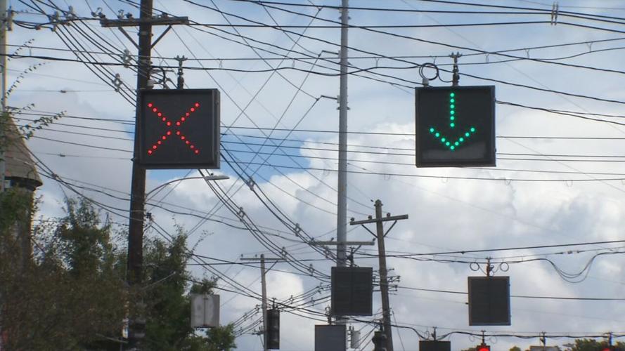 traffic signals on bardstown road