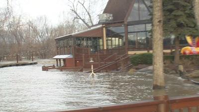 Businesses along the Ohio River already feeling the impact of flooding