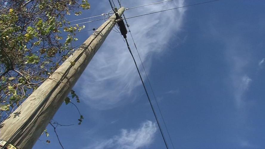 Power line in Oldham County