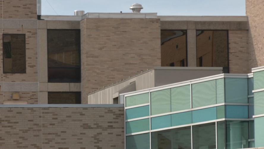 SEYMOUR schneck medical center_939.jpeg