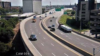 HOSPITAL CURVE - I-65 DOWNTOWN - SUNNY - TRIMARC 8-7-2025.jpg