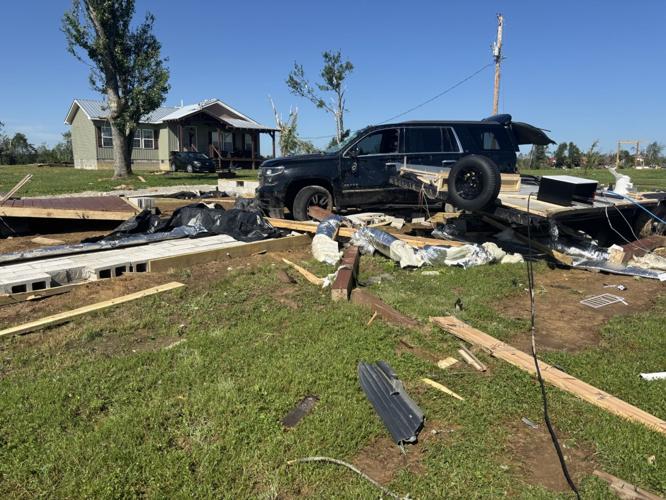 Damage near London Kentucky.jpg