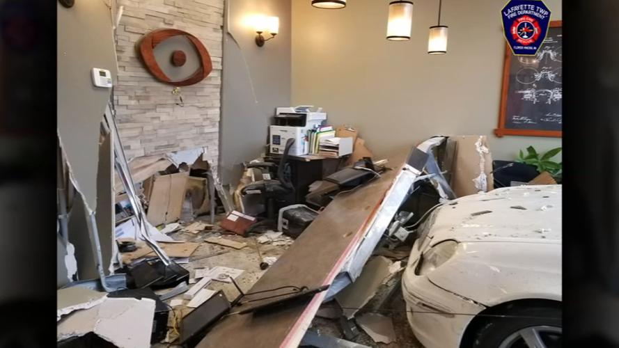 Car into Floyds Knobs biz.jpg
