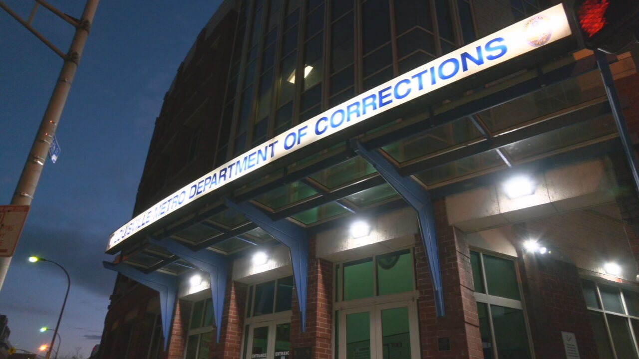 Louisville Metro Corrections Inmate Dies After Being Found Unresponsive ...