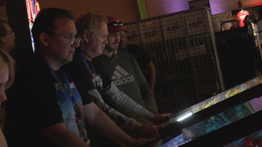 LOU ARCADE EXPO