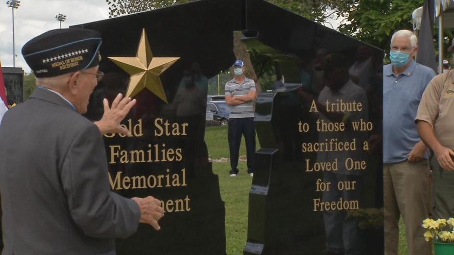 Gold Star Memorial Monument Crestwood.jpeg