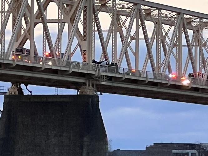 Crash on the Second Street Bridge on Dec. 11, 2021.jpg