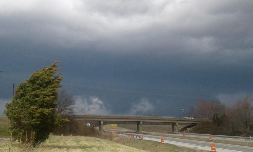 STORMS 3-14-19 OWENSBORO KENTUCKY - DUSTIN KNIGHT.jpg