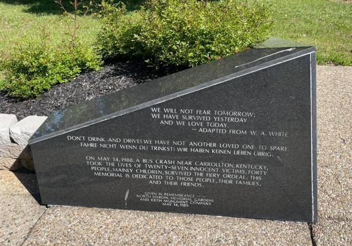Monument honoring Carrollton bus crash victims.jpg