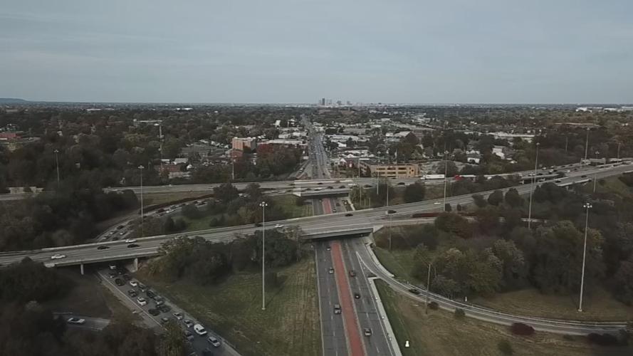 LOUISVILLE TRAFFIC - DIXIE & WATTERSON DRONE 5-22-19 .jpg