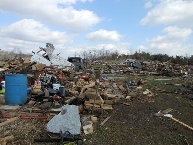HENRYVILLE TORNADO DAMAGE MARCH 2012 (22).JPG