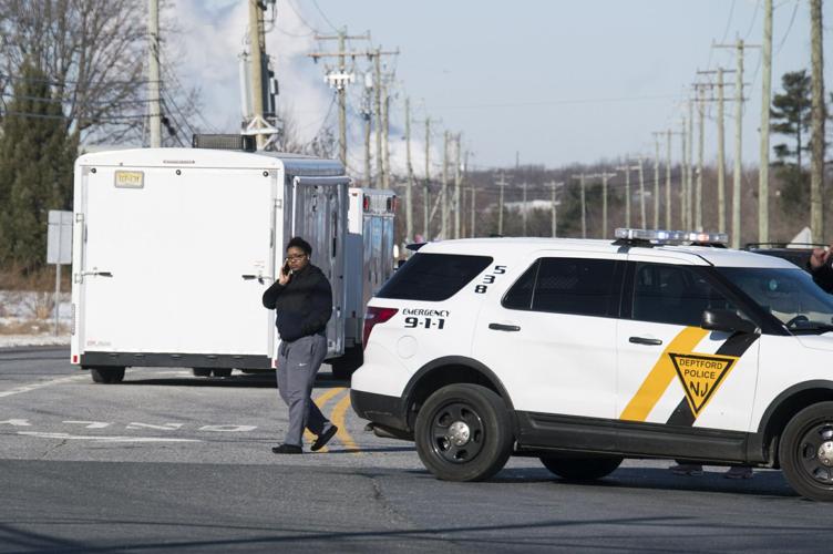 UPS - NEW JERSEY - ACTIVE SHOOTER - AP PHOTO  1-14-19.jpg