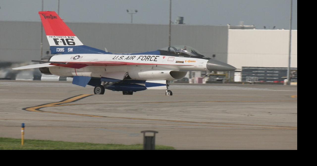 Aircrafts soar during practice session for Thunder Over Louisville air show Apr 17, 2026 Apr 17, 2026 Updated 5 mins ago