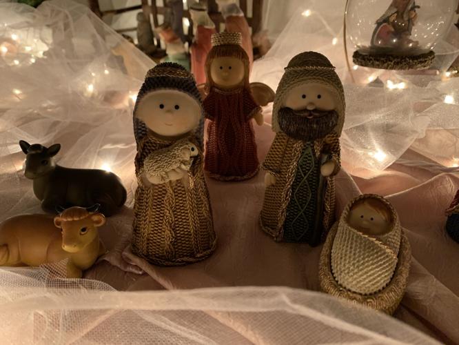 FESTIVAL OF THE NATIVITIES - KK - 12-8-2022 (5).JPG