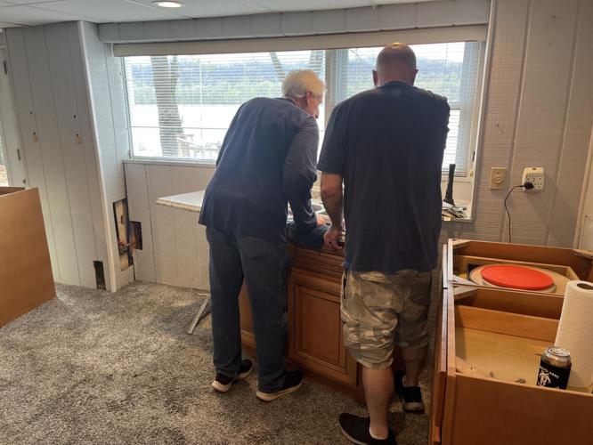 Flooding preparations in West Point, Ky. - 4.4.25