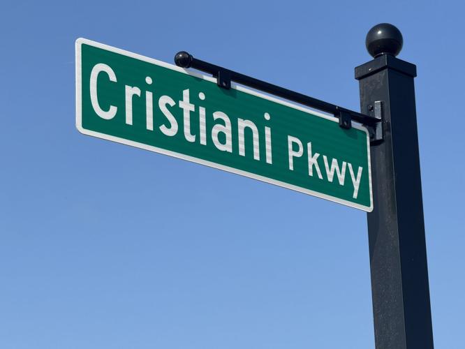 Cristiani Parkway opens in Charlestown, Indiana 7-29-25