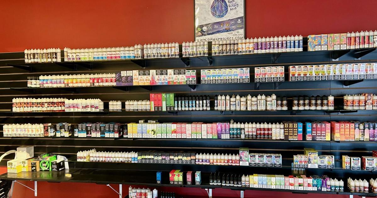 Kentucky vape store owners say customers buying in bulk ahead of new law taking effect Jan. 1 | Business | wdrb.com Kentucky vape store owners say customers buying in bulk ahead of new law taking effect Jan. 1 | Business | wdrb.com