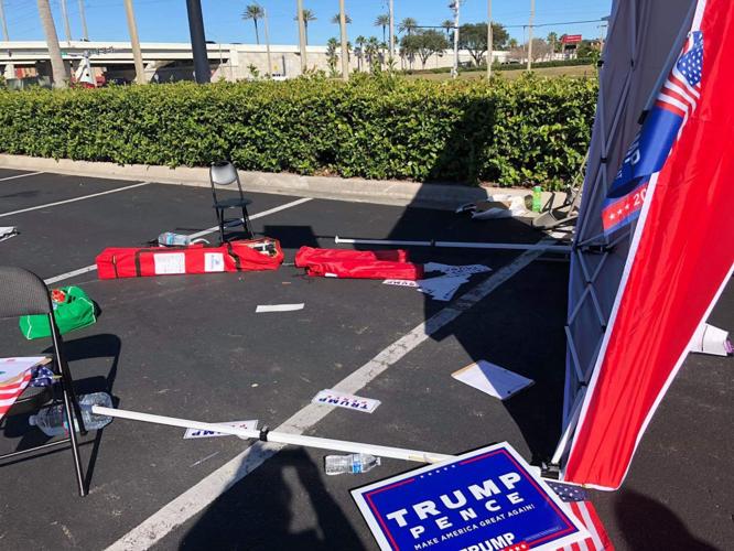 Driver in Florida plows van into GOP voter registration tent, nearly hitting 6 volunteers: reports