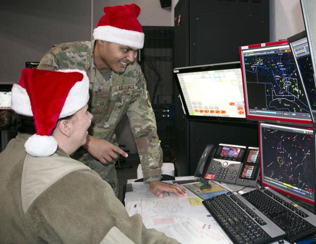 NORAD SANTA TRACKER - COURTESY DIVIDS 6