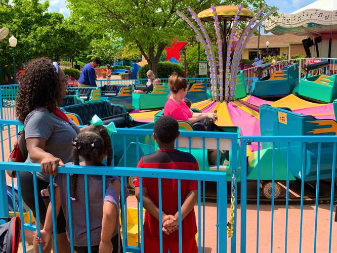 Kentucky Kingdom opens