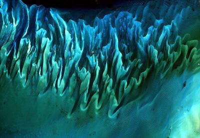 Earth Observatory Bracket - Most Beautiful Earth Images