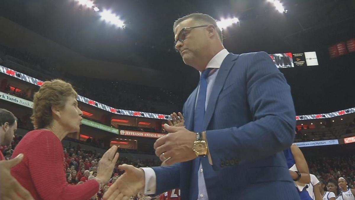 Kentucky women's basketball coach Matthew Mitchell retires | Sports | Kentucky women's basketball coach Matthew Mitchell retires | Sports |