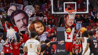 Louisville fans