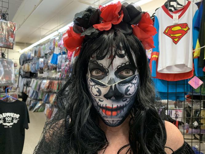 CAUFIELD'S HALLOWEEN COSTUMES - KK - 10-28-2020  (17).JPG