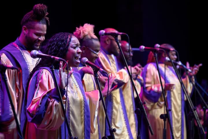 Group sings during gospel tour in Europe.jpg