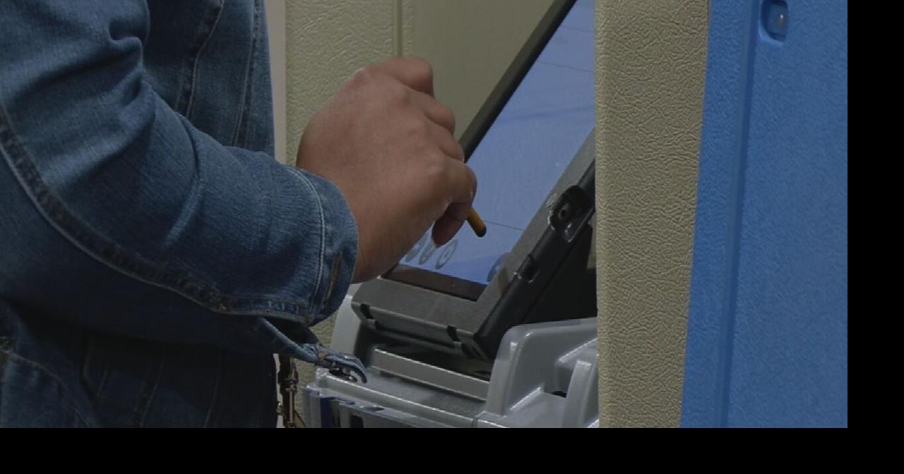 Early in-person voting underway for Indiana's primary election