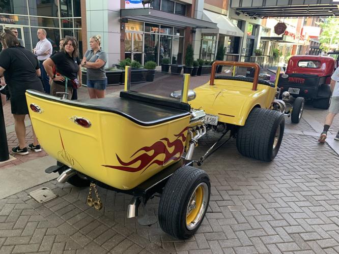STREET ROD PARADE - NSRA 8-3-2022  (5).jpg